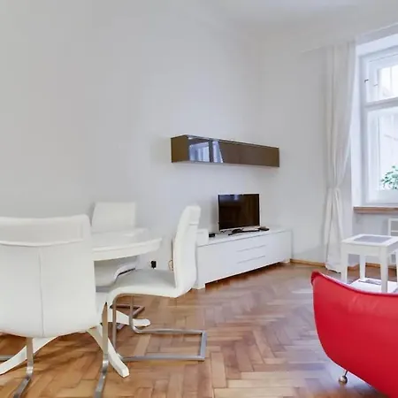 Apartment Stylish Quiet In Old Town Historic Centre *